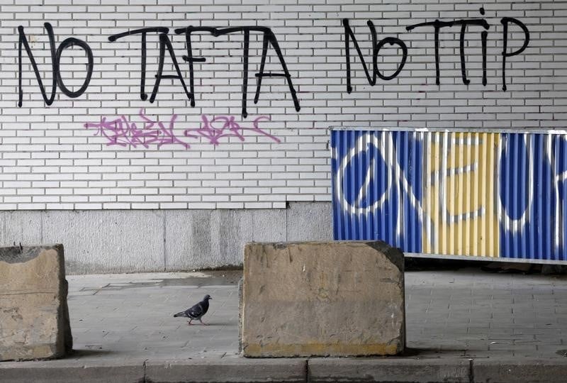Paris veut mettre fin aux negociations sur le traite de libre-echange transatlantique