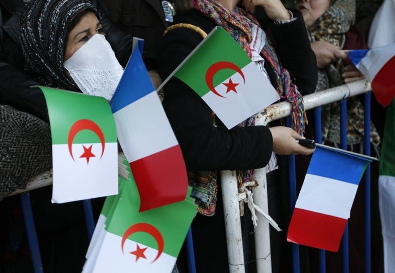 Macron veut reconcilier la france et l'algerie