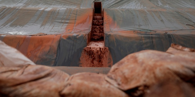 bauxite mine minerai