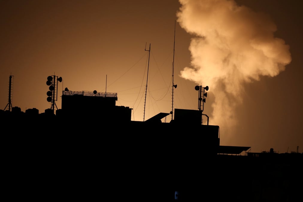 Frappes aeriennes israeliennes sur gaza apres un tir de roquette