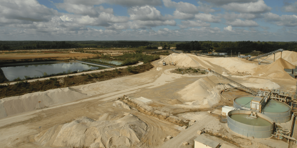 La Nouvelle-Aquitaine compte 500 carrières et plus de 340 entreprises actives dans le secteur.