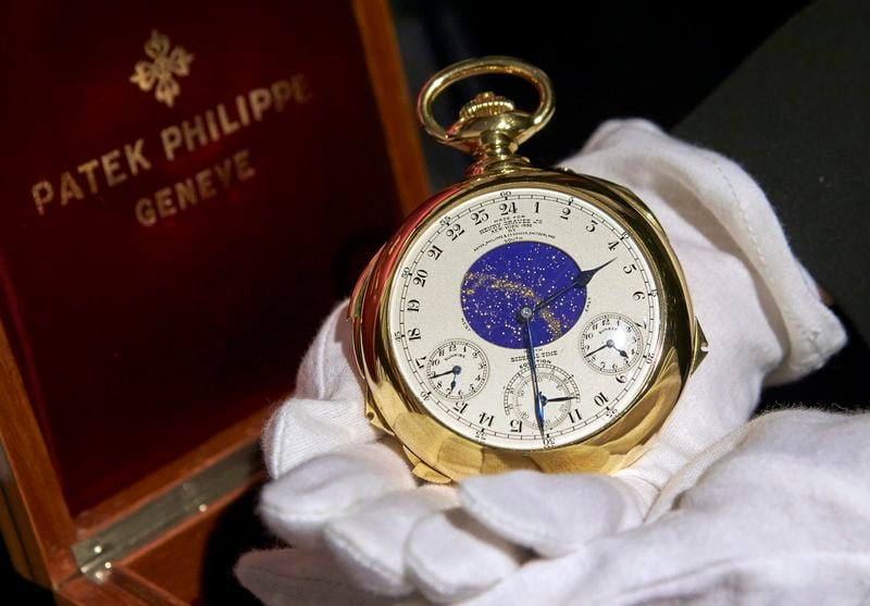 Une montre bat un record d'enchères à 19,3 millions d'euros