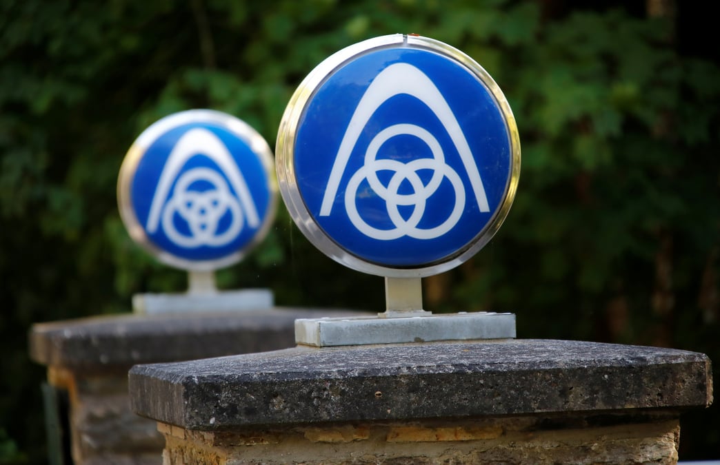 Le logo du siderurgiste allemand thyssenkrupp ag a l'entree de la villa haus rheinberg pres de lorch
