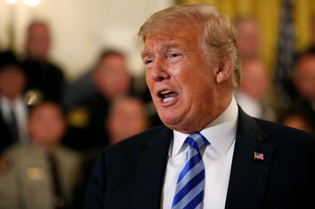 Apres la tribune anonyme du new york times, trump s'en prend a un "etat profond"