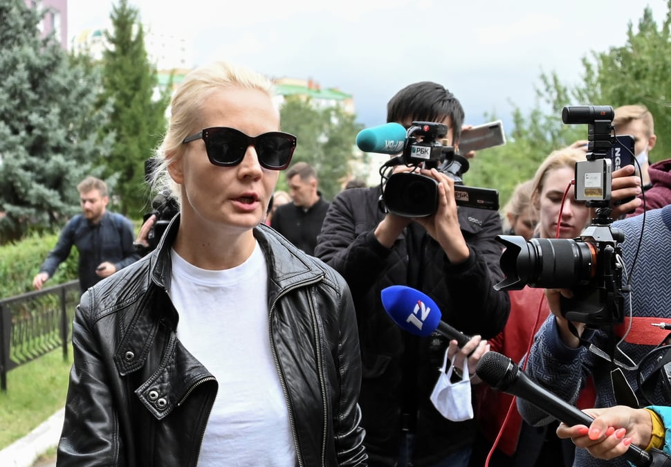 L'epouse de navalny prie poutine d'autoriser son transfert en allemagne
