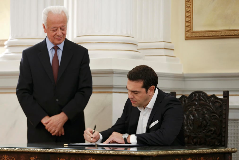Alexis tsipras a prete serment en grece