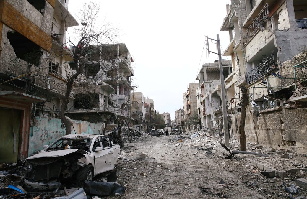 Syrie: la ghouta pilonnee, une famille de neuf personnes tuee, rapporte l'osdh