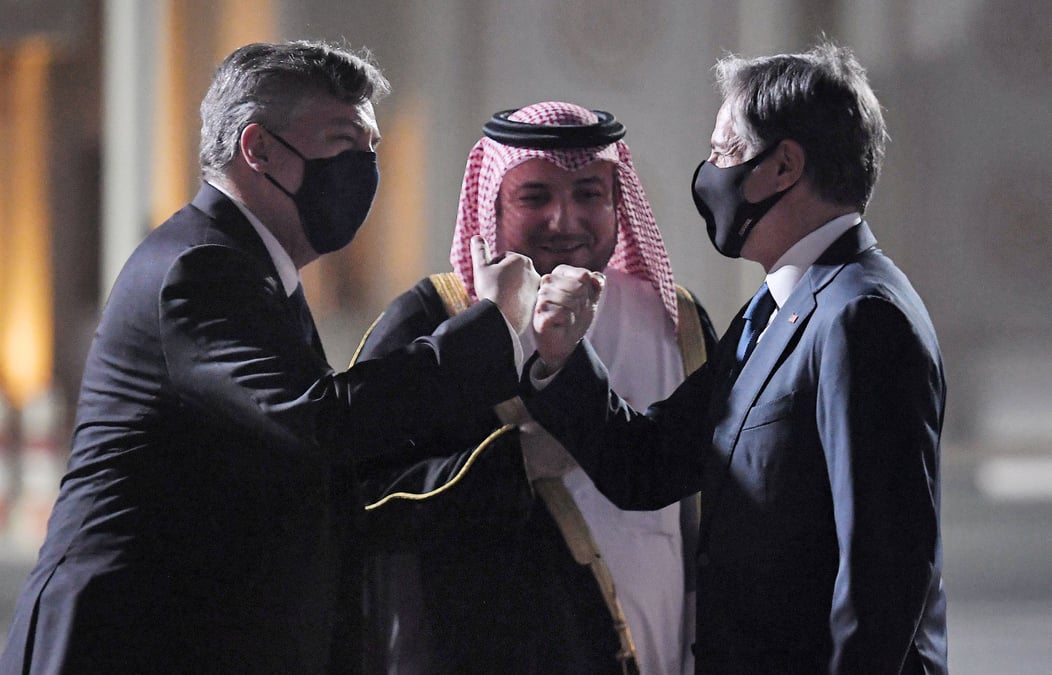 Afghanistan: l'emir du qatar s'entretien avec deux diplomates americains