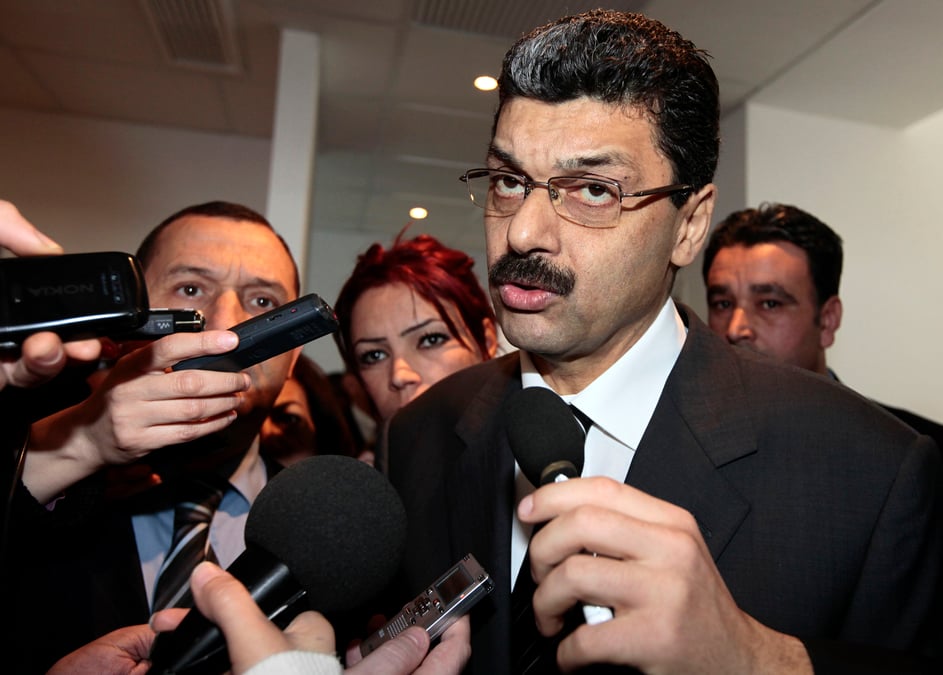 Un ex-ministre algerien des finances interroge par la justice