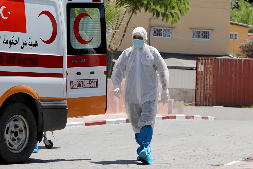 Confinement prolonge a gaza apres des deces dus au covid-19