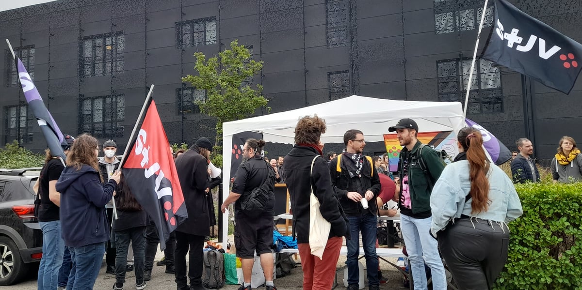 Les salariés d'Ubisoft en grève sur le site de Montpellier, ce jeudi matin 15 octobre 2024.