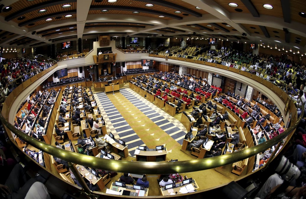 La destitution du president sud-africain jacob zuma rejetee a une large majorite