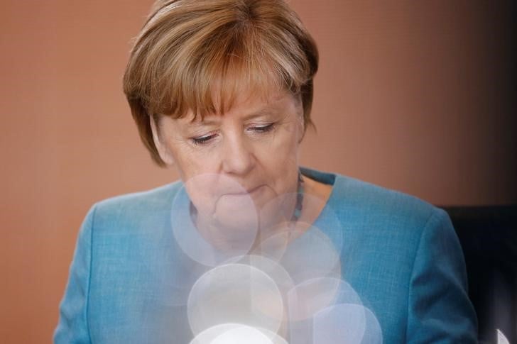 Le bloc conservateur de merkel toujours nettement en tete