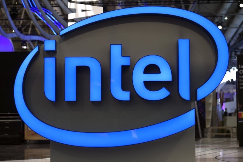 Intel depasse les attentes avec ses resultats et previsions