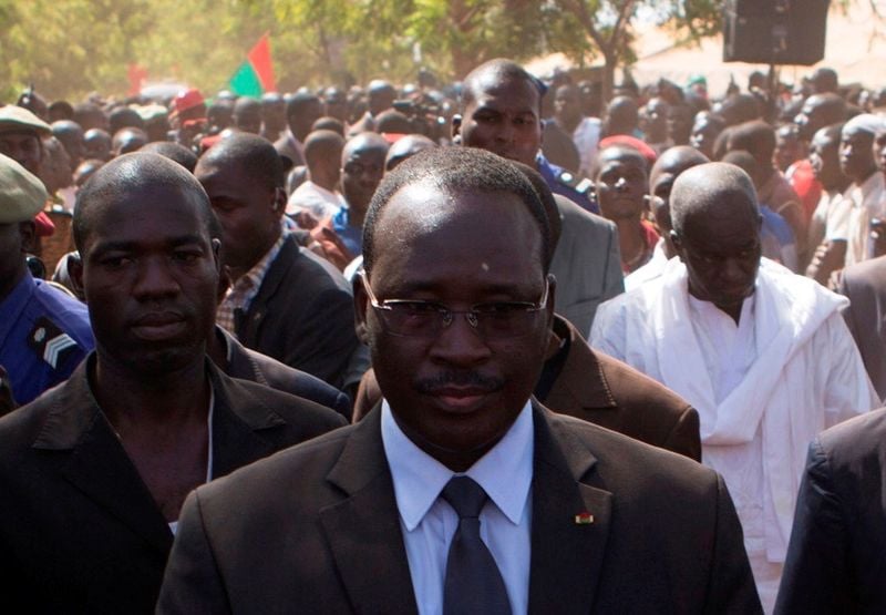 La junte au burkina faso libere le premier ministre zida
