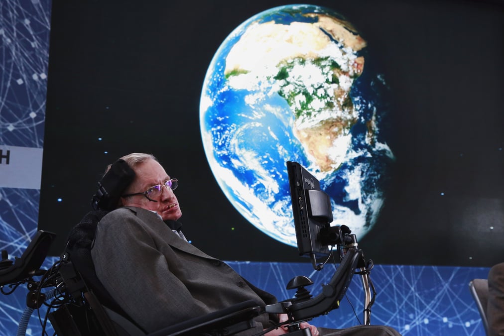 Mort du physicien britannique stephen hawking a l'age de 76 ans