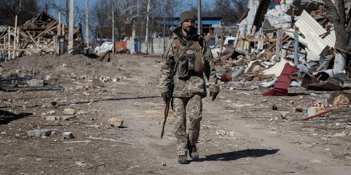 Ukraine: poutine envisage d'utiliser des armes chimiques, dit biden
