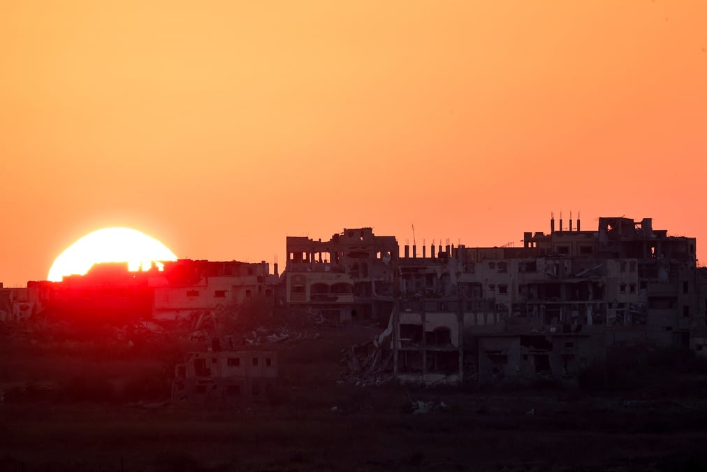 The sun sets over central gaz