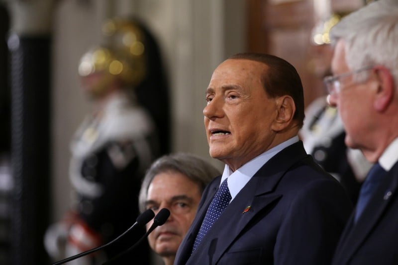 Berlusconi sera juge pour subornation de temoins