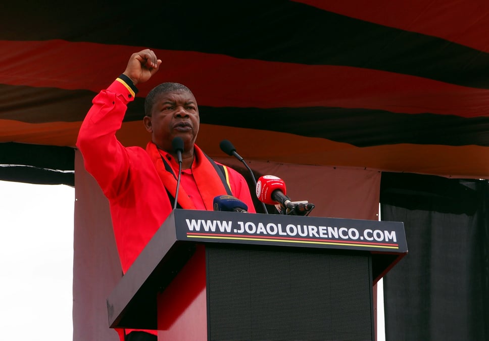Le parti au pouvoir en angola remporte les elections generales