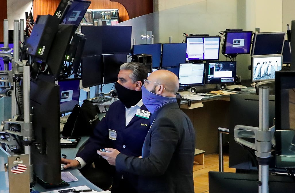 A wall street, le rebond fait long feu