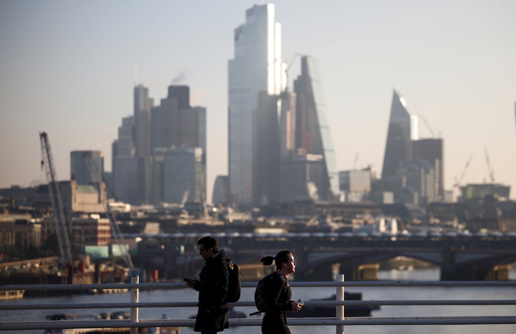 Peche: londres n'envisage pas d'assouplir ses criteres d'octroi de licences