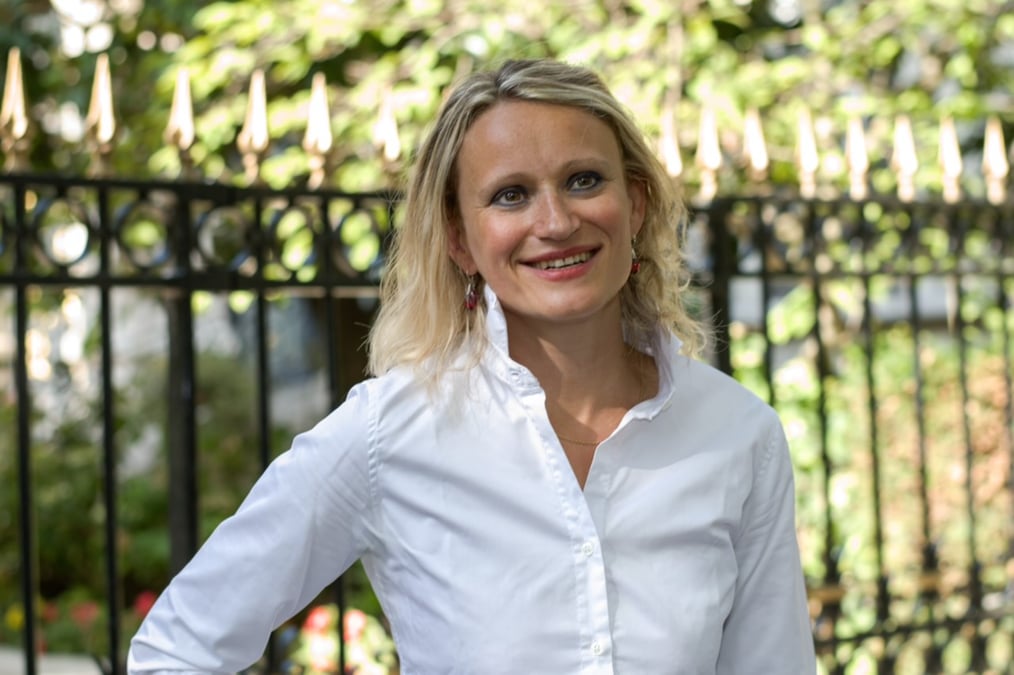« En réalité, la crise que nous traversons n'est pas seulement économique, financière, sociale, écologique, institutionnelle, territoriale ou politique », estime la philosophe Gabrielle Halpern.