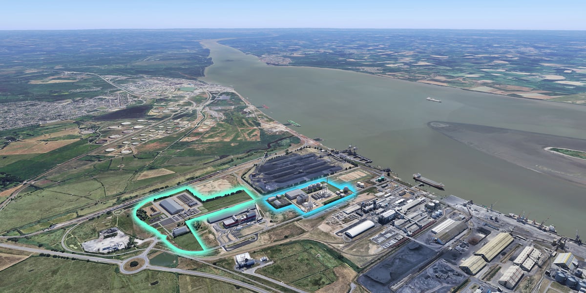 Sur un ensemble 20 hectares, une usine de production d'e-méthanol (zone en bleu) pourrait voir le jour sur le site industrialo-portuaire de Nantes Saint-Nazaire à horizon 2028, à proximité immédiate d'une unité dédiée à la production d'hydrogène renouvelable (en vert).
