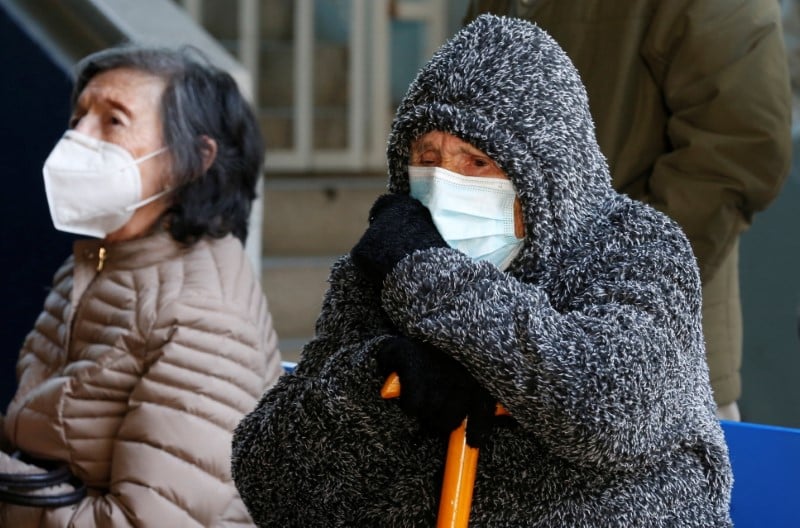 Coronavirus : la protection vaccinale s'estompe avant six mois, selon une etude britannique