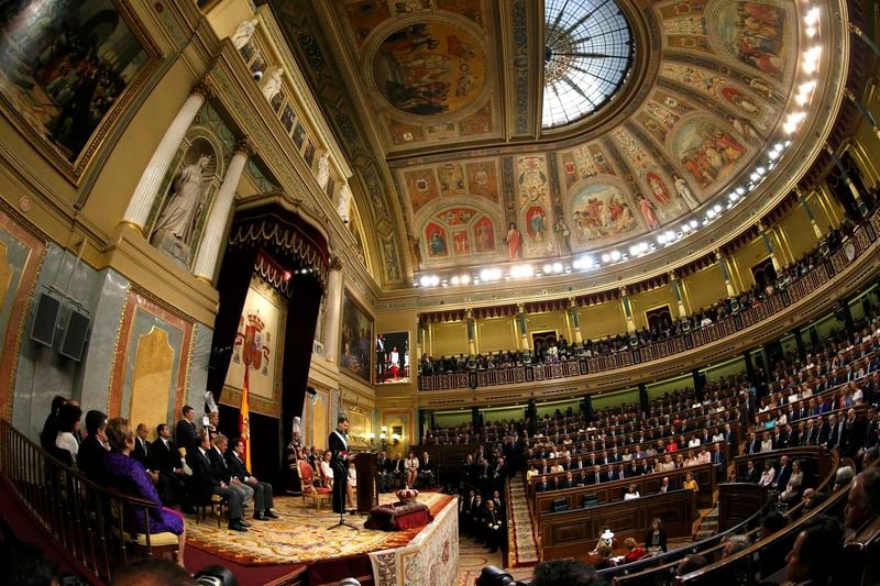 Le nouveau roi d'Espagne Felipe VI a prêté serment