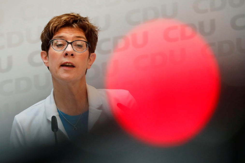 Sondage: kramp-karrenbauer pas prete pour la chancellerie
