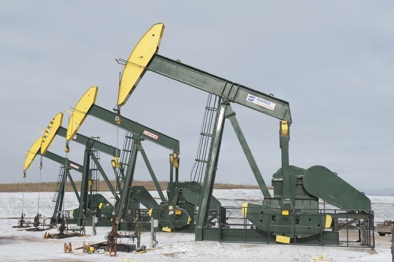 Le risque de saturation du marche petrolier s'accentue