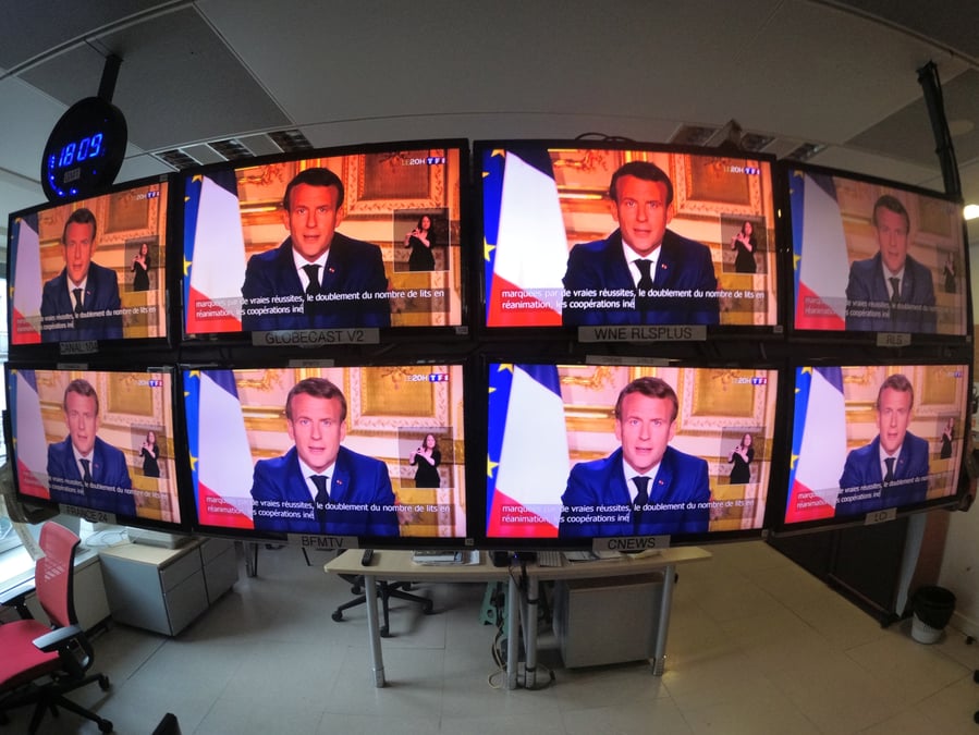 Coronavirus: l'epidemie a revele des failles et des insuffisances, estime macron