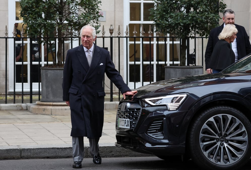 Le roi charles quitte la london clinic a londres