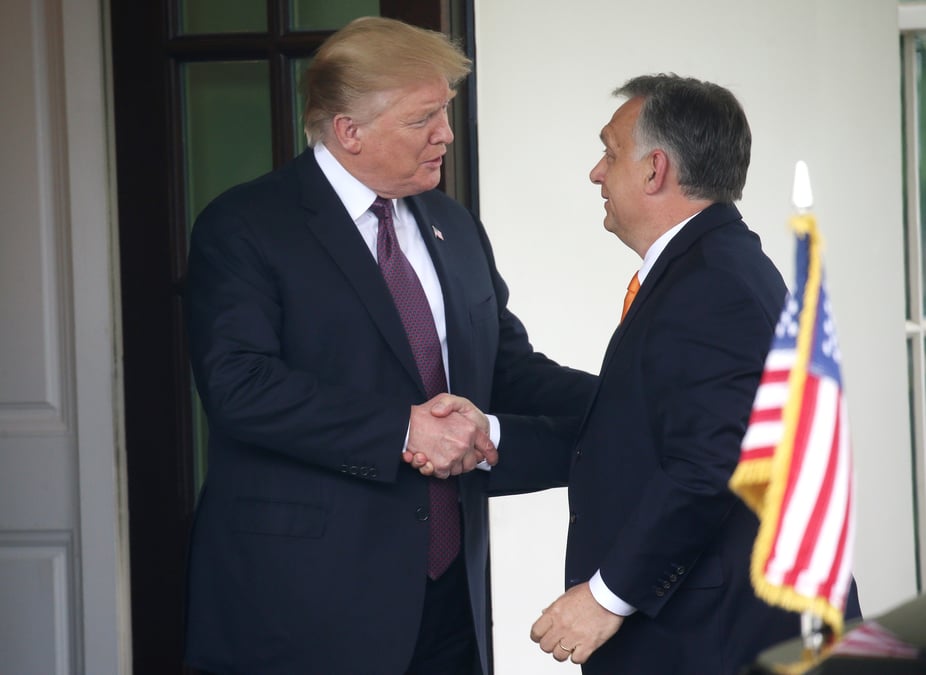 Donald trump et viktor orban a la maison blanche a washington