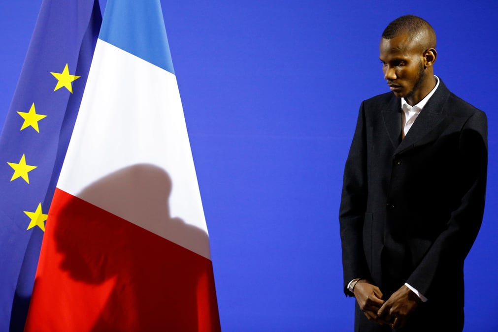 Lassana bathily, le magasinier de l'hyper casher, emu et fier de devenir francais