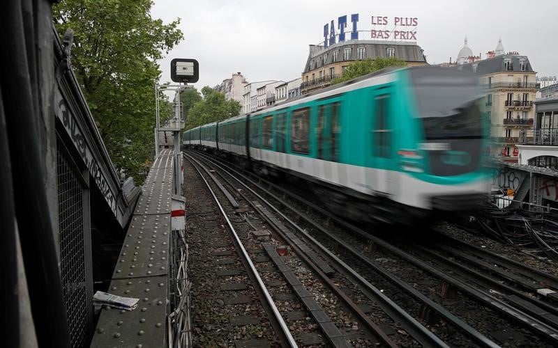 Cfdt, cftc et unsa pressent la cgt de signer le plan social tati