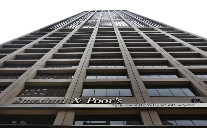 S&p abaisse la note souveraine de la grece de ccc+ a ccc