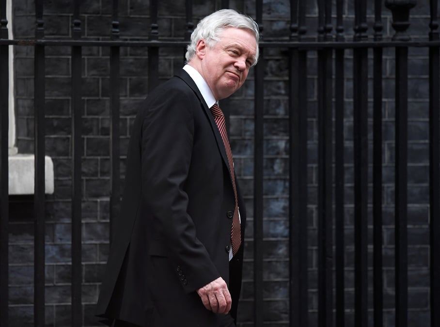 Le royaume-uni ne sera pas un "etat vassal" de l'ue, dit davis