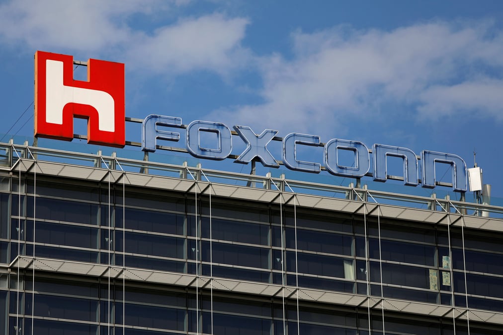 Fiat chrysler et foxconn projettent une coentreprise de voitures electriques