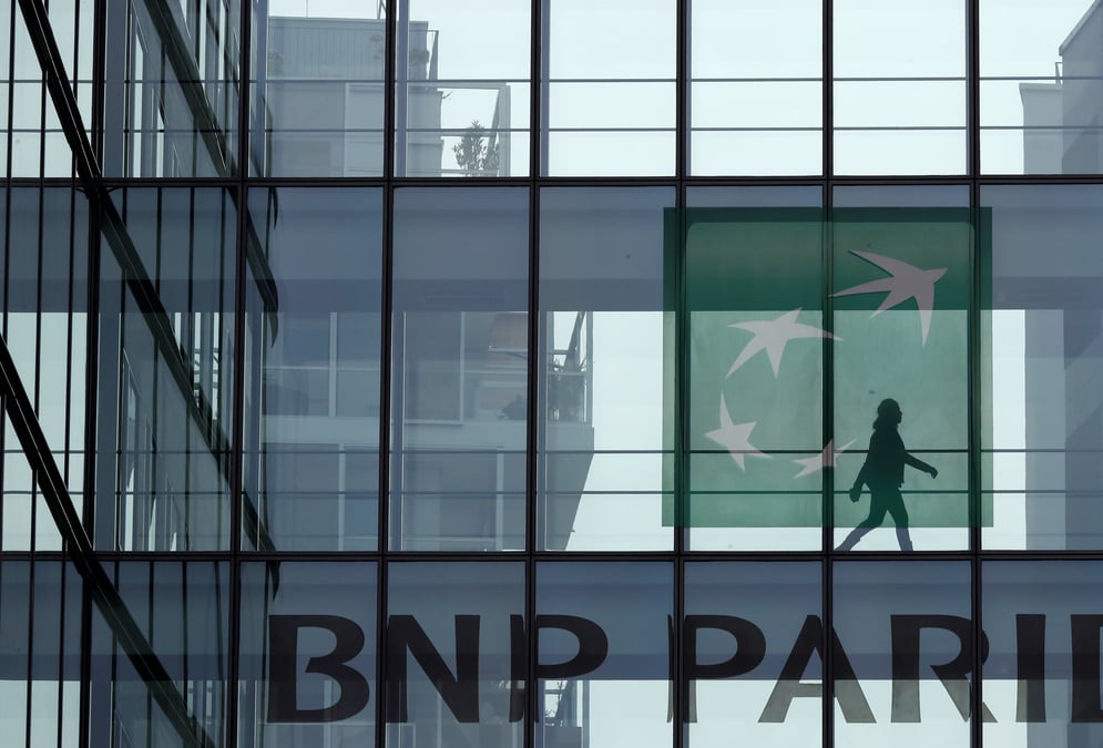Bnp paribas etudie une vente de sa filiale americaine bank of the west