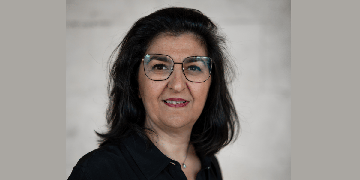 Laura Bokobza est dirigeante-fondatrice du cabinet LBk Consulting qui aide les dirigeants à développer leur business à toutes les étapes de la vie d'une entreprise, de la startup à l'entreprise établie.