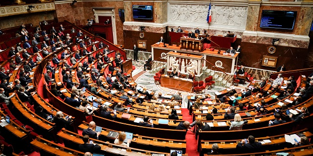 La gauche a notamment fait adopter un « impôt universel » sur les multinationales, une taxe sur « les grandes sociétés du numérique » et une autre sur les « superprofits » des « grands groupes » (photo d'archive).