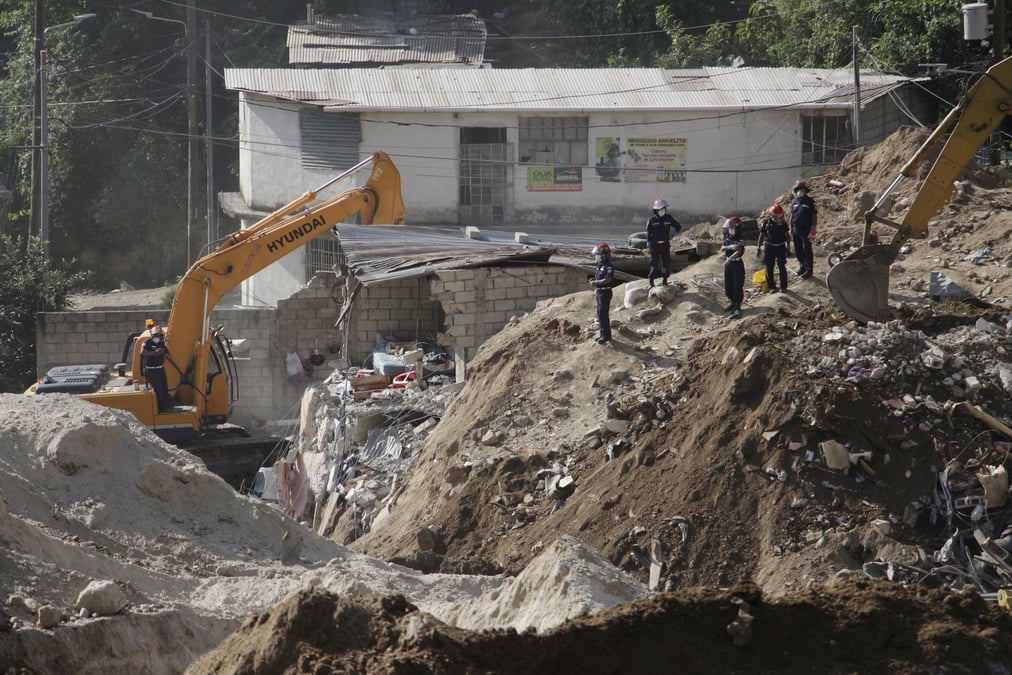 Le glissement de terrain au guatemala a fait 570 morts et disparus