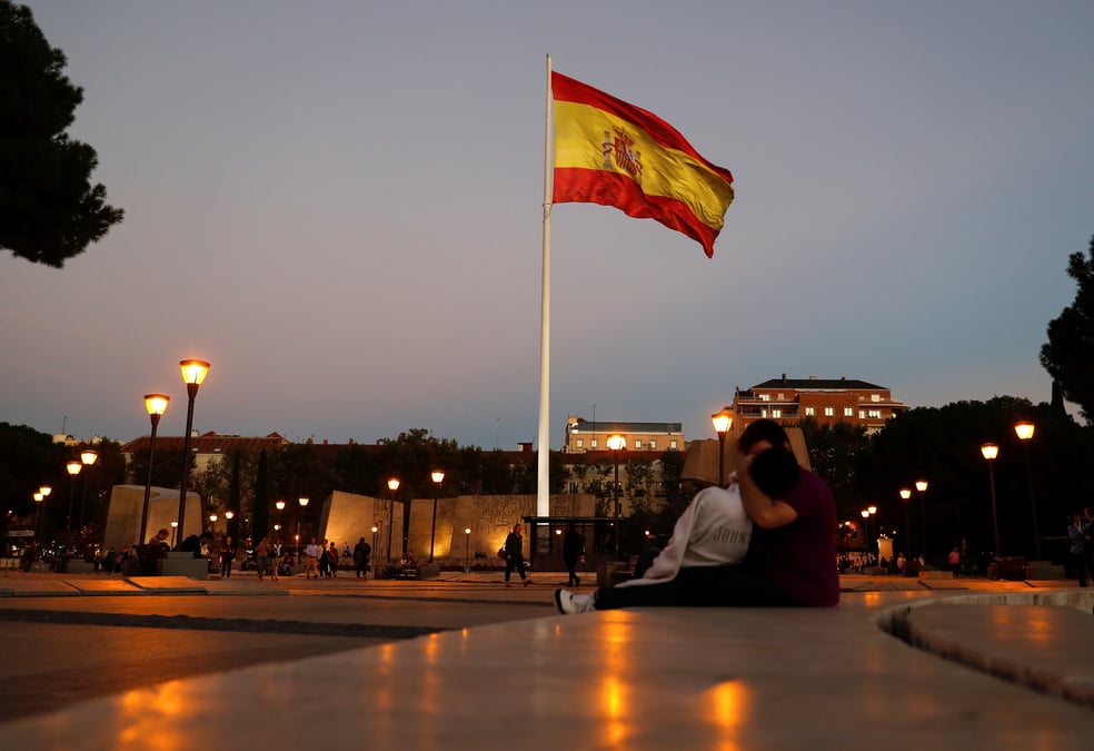 Espagne: le psoe arriverait largement en tete des legislatives d'avril