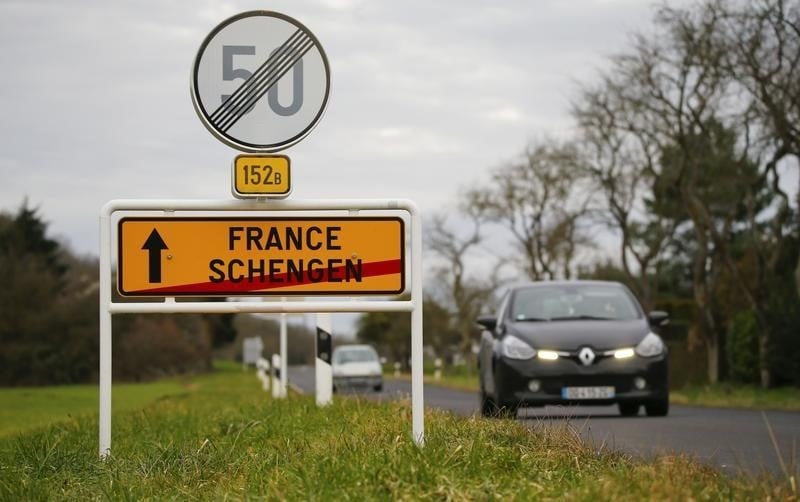 Un rapport chiffre le cout pour la france d'un abandon des accords de schengen