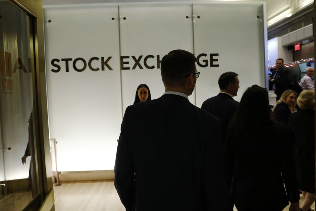 La bourse de new york ouvre en legere baisse