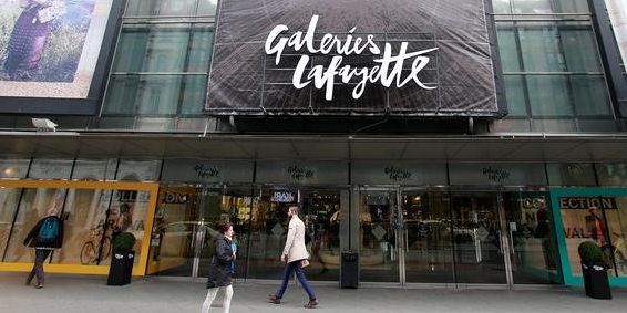 Les galeries lafayette rachetent la majorite de la redoute