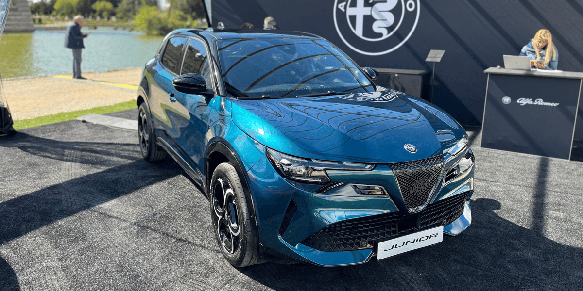 Avec sa nouvelle Junior, Alfa Romeo se convertit à l'électrique.
