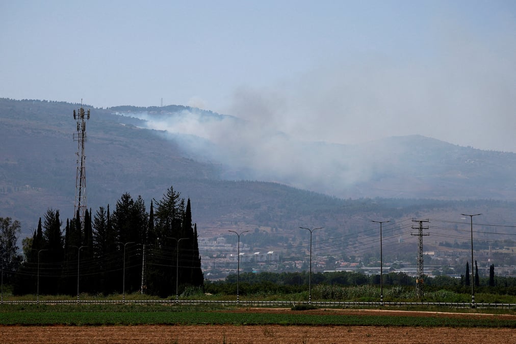 File photo: cross-border hostilities between hezbollah and israeli forces near kiryat shmona